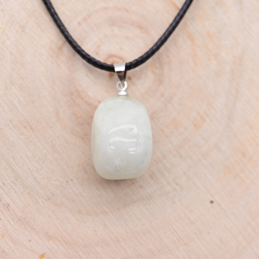 Pendentif Roulé Jade de Chine "Chance"