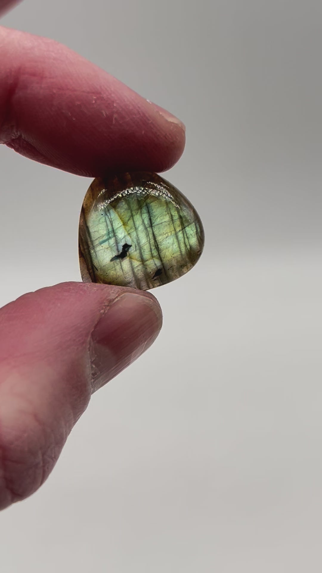 Cabochon en Labradorite - CLABXTRA037